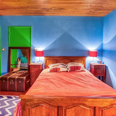 Amazing In With House A Mountain View *
